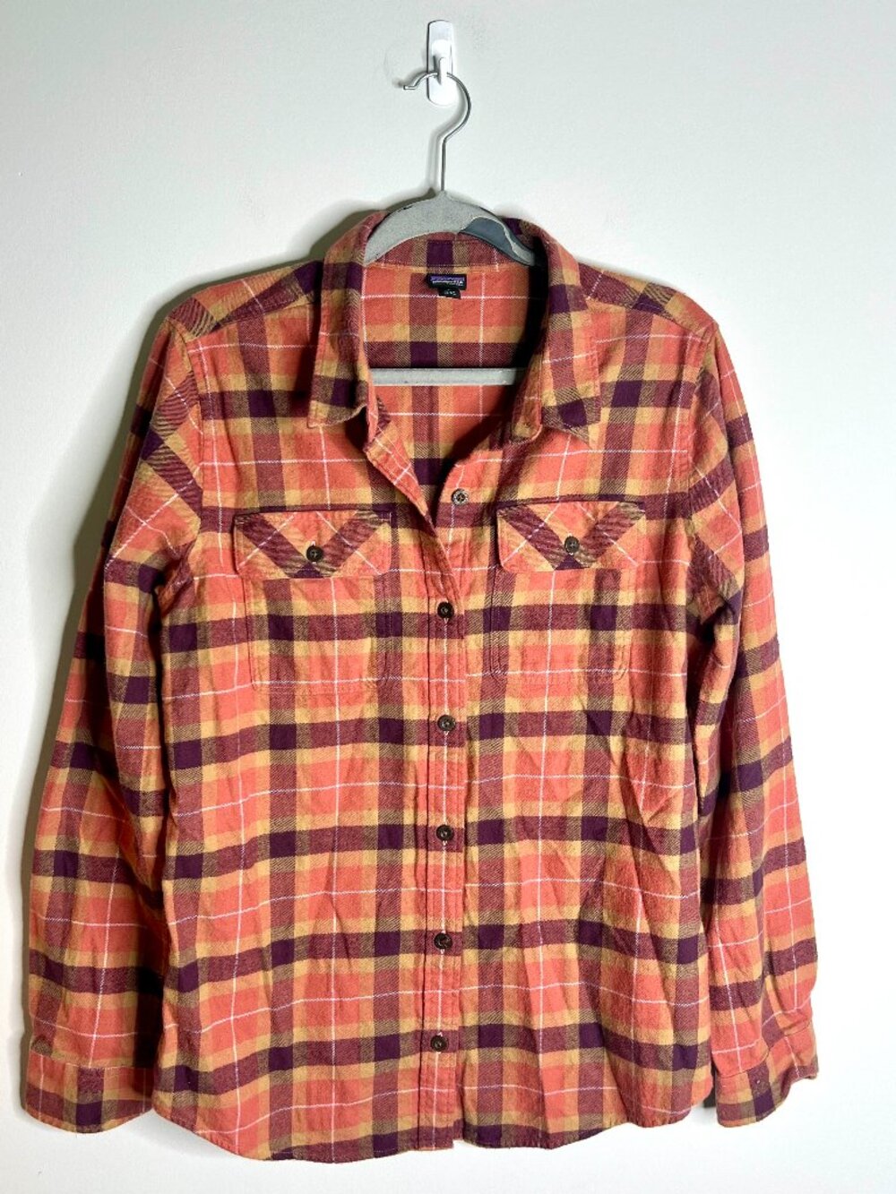 Patagonia 100% Organic Cotton Checkered Flannel Button-Up Granola Girl Cabincore